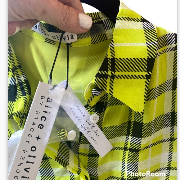 NWT- Alice+ Olivia Willa silk plaid shirt size S - Picture 10 of 12
